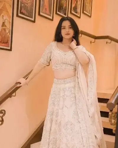 Escort Service In Jabera